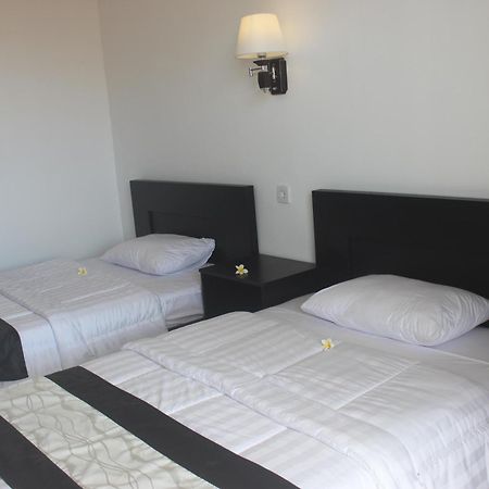 Silvy Guesthouse Canggu Eksteriør billede