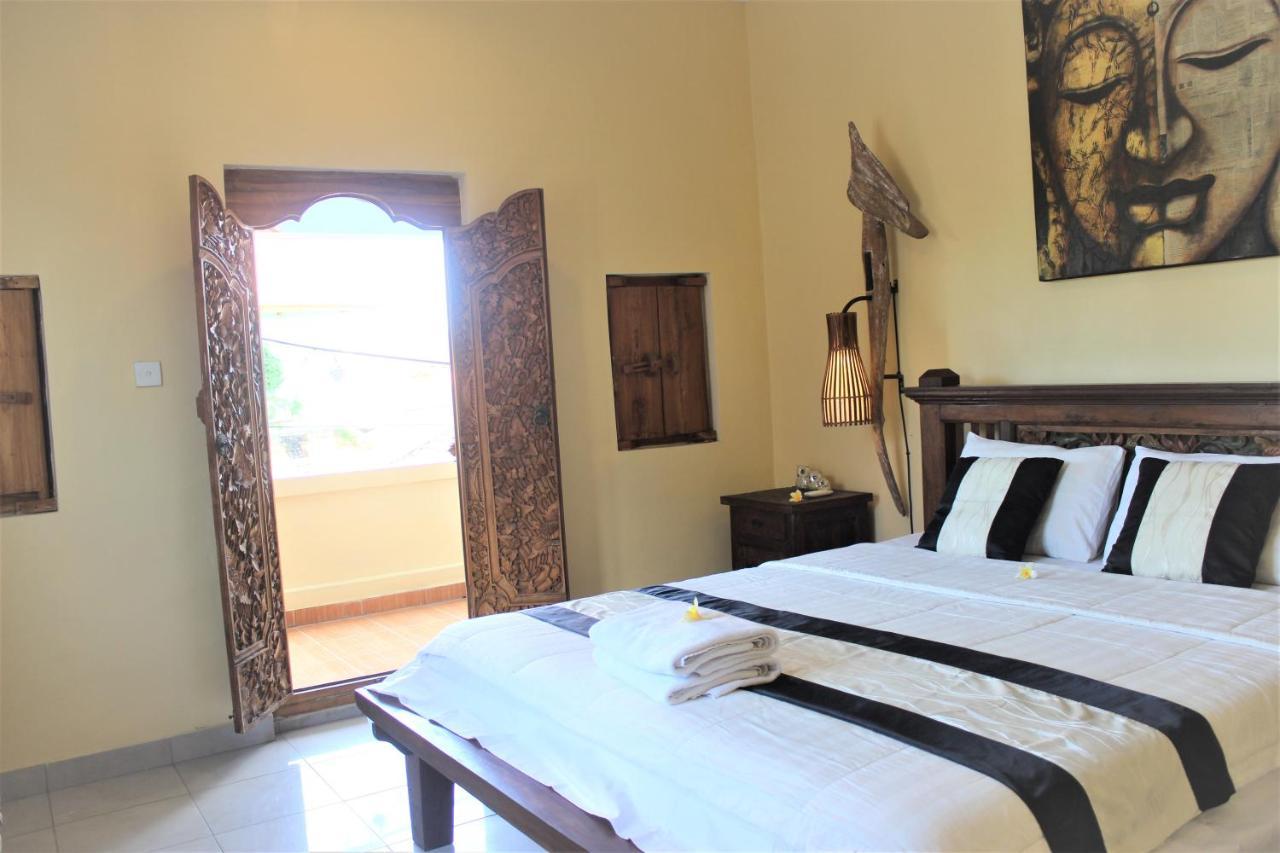 Silvy Guesthouse Canggu Eksteriør billede